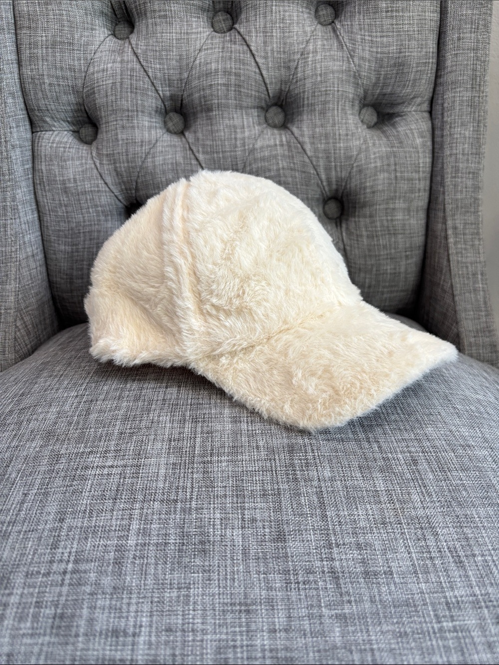 Women’s Cream Faux-Fur Baseball Cap